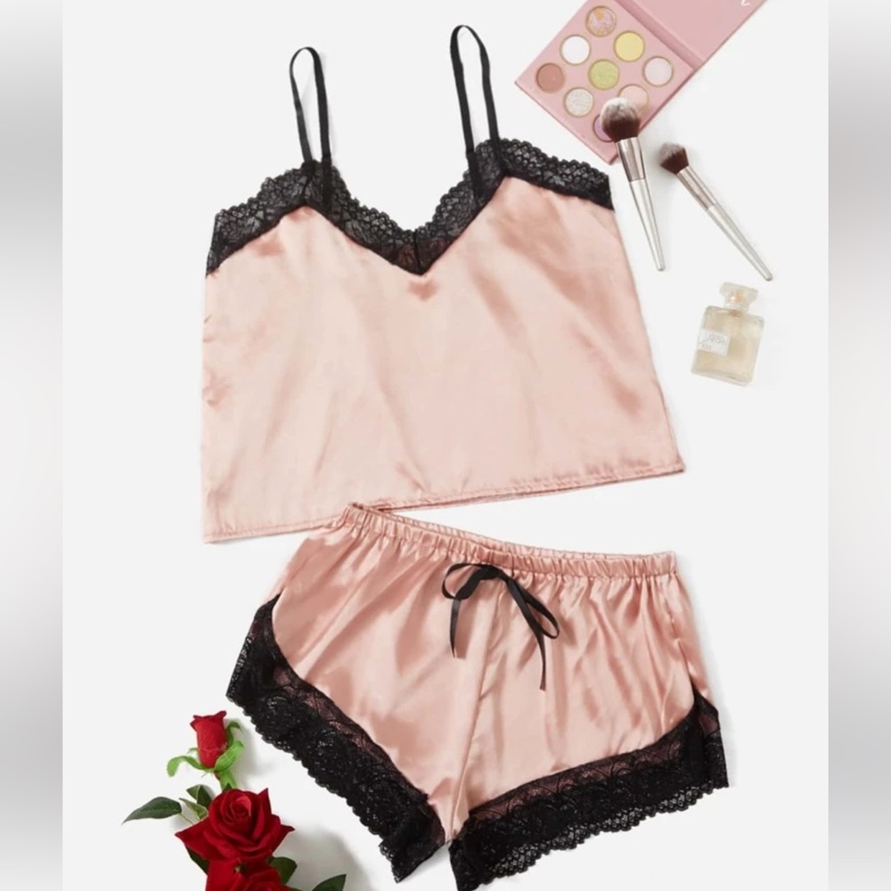 Shein satin pink cami pajama set, size medium. NWT
